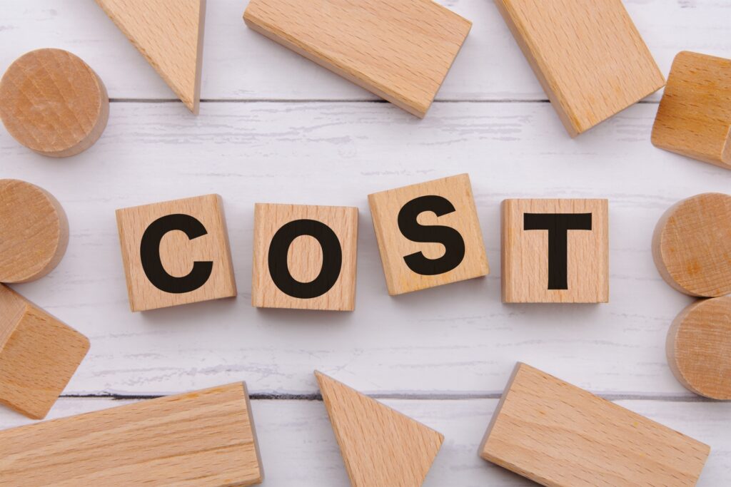 コスト